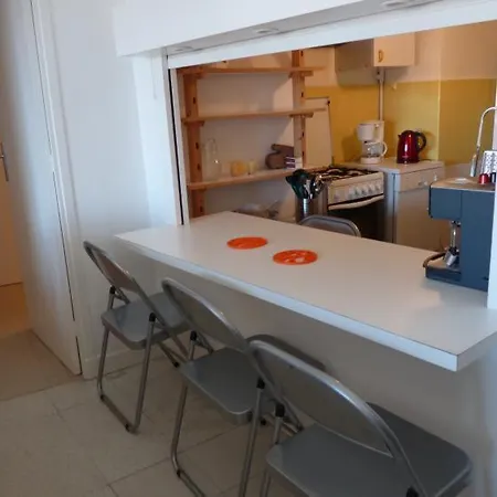 Appartamento Sleeps 6 Air Con Wifi